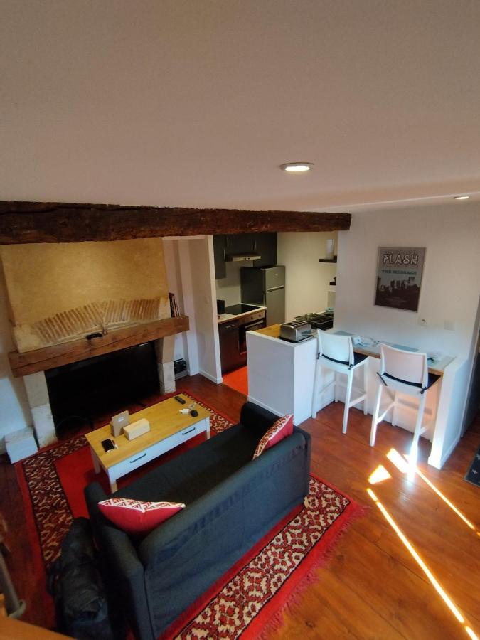 Studio Duplex Au Coeur Du Quartier Historique! Apartment Bergerac Bagian luar foto